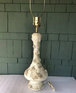 Vtg Table Lamp Ivory with Roses + Gold Speckled Paint Mid Century MCM No Shade - Picture 1 of 19