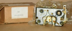80, 81, 82, 83, 84, 85, 86 FOMOCO DOOR LOCK ACTUATOR - E3BZ-3621812-A - Picture 1 of 3
