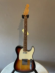 Fender Telecaster - Picture 1 of 10