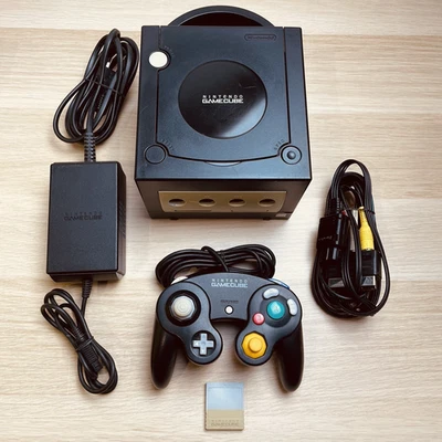 NINTENDO GAMECUBE Console  NERO con CONTROLLER CAVI E MEMORY - PAL EUR ORIGINALE - Immagine 1 di 4