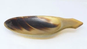 Natural Bovine Horn Spoon Carved with Oval Bowl With Flared Handle Hand Made - Foto 1 di 4