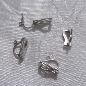 LOT DE 4 CLIPS ACIER INOXYDABLE 12MMx6MMx9MM SUPPORTS BOUCLES D'OREILLES *IN40 - Picture 1 of 2