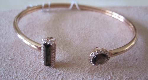 Bracciale aperto Michael Kors Urban Rush tono oro rosa nuovo con etichette pietre topazio fumè