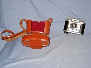 Vintage SAMOCA 35 III 35mm Film Camera in Leather Case - Timer, Adjustable Lens - Picture 1 of 10