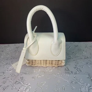 Francesca's Collection Handtasche weiß Leder Mini Stroh Geldbeutel - Bild 1 von 9