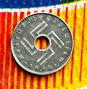 1940 A 5 Reichspfennig German WW2 Third Reich Military Hole Coin - Picture 1 of 2