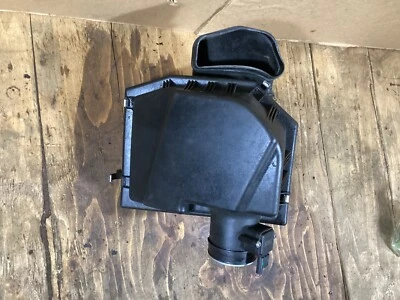 2007-2010 BMW X3 AIR INTAKE CLEANER FILTER BOX MAF SENSOR 70314037 OEM . - Image 1 of 4