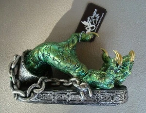 Mythical DRAGON's Green Hand Wine Holder Claw, Wine Bottle Holder, Barware - Picture 1 of 9