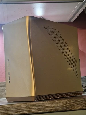 🔥 Gold Compact Gaming PC - Ryzen 7 | Intel Arc B580 12GB | 1TB NVME 16GB RAM - Bild 1 von 4