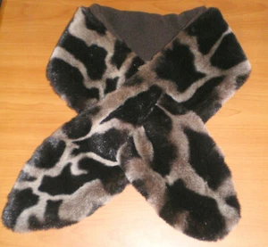 Catherine PAINVIN Paris Everwood Faux Fur & Wool ANIMAL PRINT Wrap Scarf - Picture 1 of 9