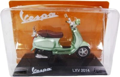 VESPA SCOOTER COLLECTION 1:18 Scale Vespa LXV 2014  Model Replica - Image 1 of 2