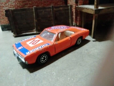 Coche diecast escala 1/64 Dodge Charger Yatming 10 Foto 1 de 4