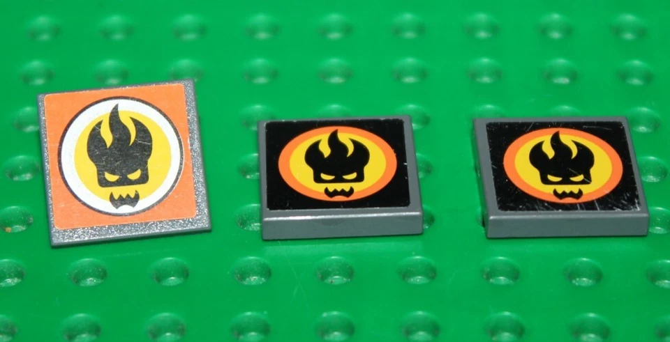 3 pièces Lego Agents : 2 Tiles 2x2 ref 3068pb0391-1 Road Sign 2x2 ref 30258pb046 - Photo 1/1