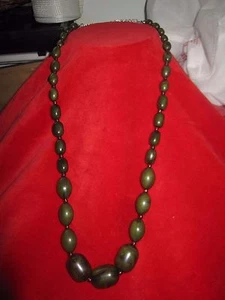 Vintage Green Arcylic  Beaded Necklace 27" - Picture 1 of 11