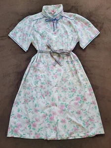 Vintage 1970s 80s Floral House Dress Tie Waist White Pink Cottage Coquette S/M - Picture 1 of 10