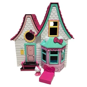 HELLO KITTY & FRIENDS ausklappbares Puppenhaus Spielset Sanrio JUST PLAY 2016 - Bild 1 von 24