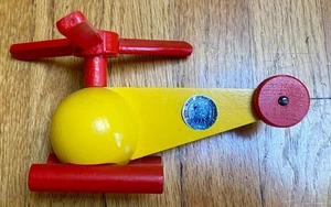 Holzspielzeug Made In Finland von Jukka: Hubschrauber• Vintage - Bild 1 von 4