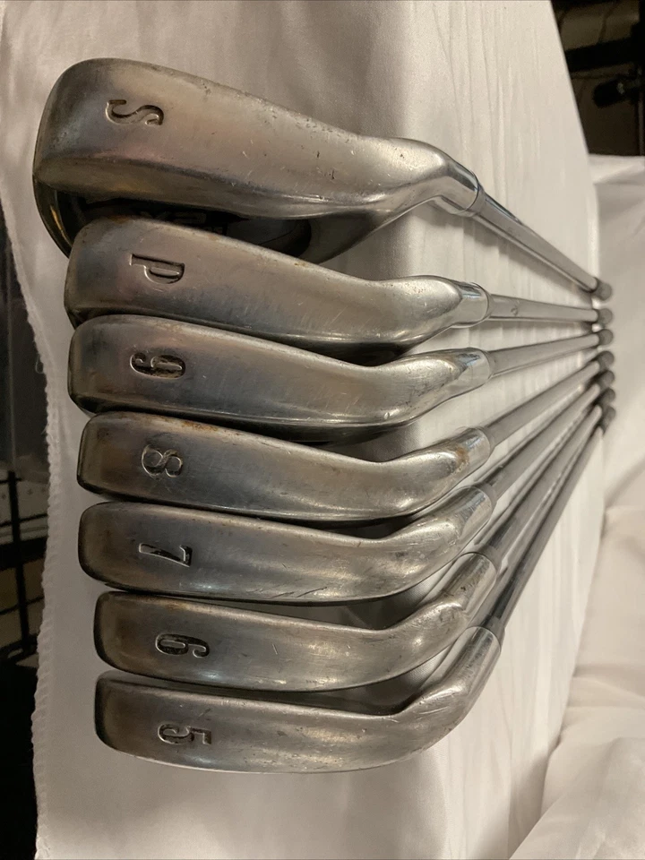Rare Acer XP 905 right handed iron set 5-9 - Image 1 of 4