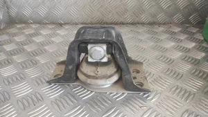 Motorhalter - Renault Modus 1.5 DCI - Ref: 8200140431 / 8200281186 - Bild 1 von 4