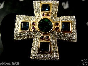 SIGNED SWAROVSKI MALTESE CROSS PIN ~ BROOCH NEW RETIRED RARE COLLECTORS PIECE - Picture 1 of 7