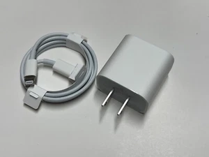 Genuine OEM  20W iPhone & iPad Fast Charger USB-C to Lightening A2305 A2561 - Picture 1 of 4