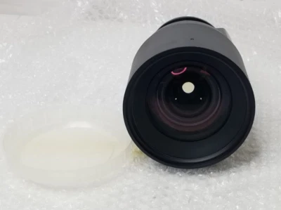 Lente zoom proyector de corto alcance Sanyo/Christie de caja abierta (1,3-1,7:1) LNS-W20 Foto 1 de 4