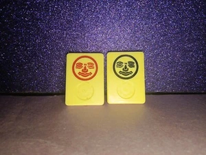 Rummikub Tile Game Set of 2 Jokers Pressman Replacement Pieces 1990 Red & Black - Picture 1 of 1