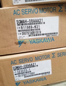 ONE NEW Yaskawa Servo Motor SGMAH-08AAA21 - Picture 1 of 1