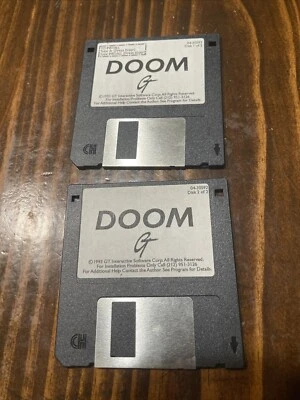 Original DOOM COMPUTER GAME 1993 GT INTERACTIVE SOFTWARE 3.5" Floppy DISK 1 & 2 - Image 1 of 2