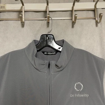 Colete Travis Mathew Masculino XL Cold Bay Acolchoado Ripstop Logotipo Bordado de Golfe - Imagem 1 de 4