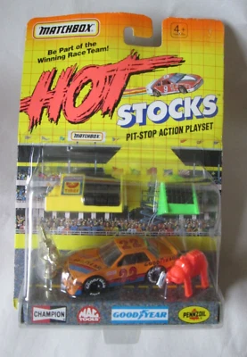 1991 Matchbox #22 Chevy Lumina Stock Car /Hot Stocks Pit Stop Action Playset - Image 1 of 4
