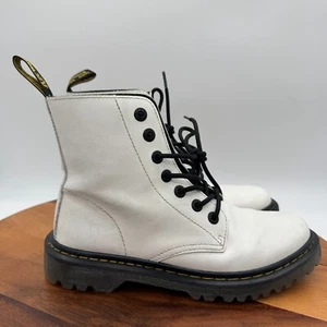 Dr. Martens Luana Boots Womens 8 White Leather Lace Up Combat Ankle Bootie - Picture 1 of 9