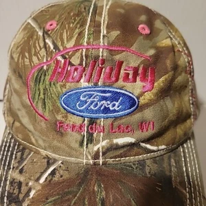 NWT Realtree Camo Trucker Hat Cap Adjustable Holiday FORD Fond du Lac WI Pink - Picture 1 of 10