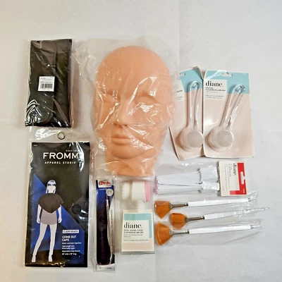 Maniquí de práctica de maquillaje Bund de cosmetología cabeza, capa, pinceles, suministros diversos Foto 1 de 4