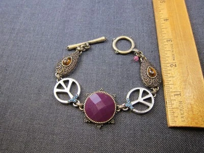Neat Lucky Brand unusual bracelet pink acrylic mixed metals peace signs - Image 1 of 4