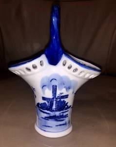 Cesta jarrón vintage de porcelana azul holanda Delft molino de viento celosía mango de 6,5" - Imagen 1 de 7