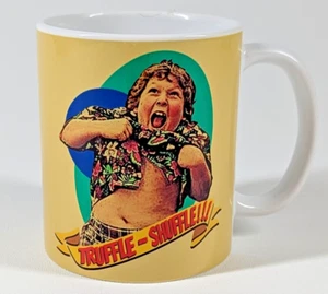 Goonies Sammlerstück "Chunk Truffle Shuffle" Kaffeebecher - Bild 1 von 7