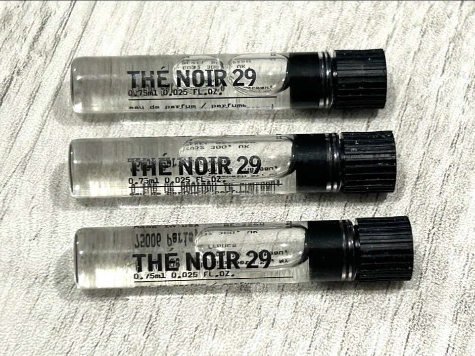 (3) Le Labo The Noir 29 Eau de Parfum EDP Muestra Vial .025oz, .75ml Foto 1 de 2