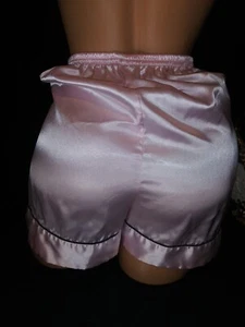 Satin Pink slippery fluttery panties LIQUID OIL WET pink FLUTTER M 40" - Picture 1 of 9