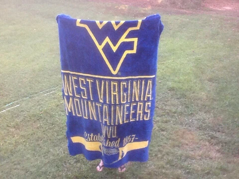 Very Soft WEST VIRGINIA MOUNTAINEERS Blue & Yellow 74 x 54 Throw Blanket pre-own Cover