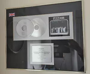 PULP DIFFERENT CLASS PLATINUM IN HOUSE AWARD - 600,000 SALES - Imagen 1 de 3