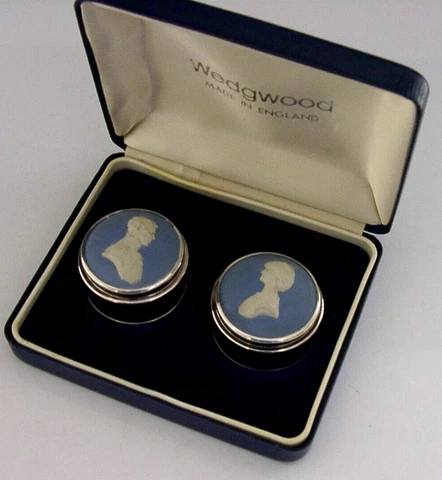 WEDGEWOOD ENGLISH STERLING SILVER LADY DI & PRINCE KING CHARLES BOXES 1981 ROYAL Cover