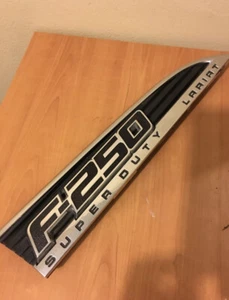 2012 FORD F250 DIESEL RH PASSENGER SIDE FENDER EMBLEM BC34-25000A72-B OEM #250 - Picture 1 of 3