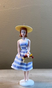 Hallmark 1998 SUBURBAN SHOPPER 35th Anniversary MIDGE Ornament BARBIE - B28 - Picture 1 of 10