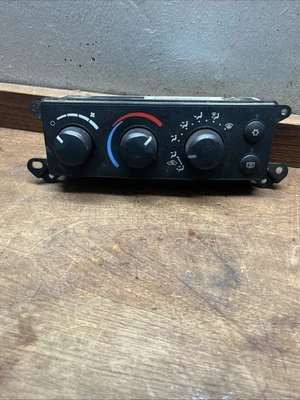 2006-08 Dodge Ram 1500 2500 OEM aquecedor CA controle climático P55056569AC - Imagem 1 de 4