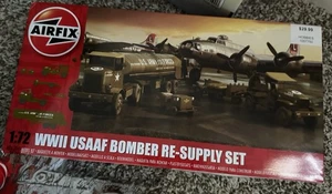 Airfix 1/72 WWII USAAF Bomber Re-Supply Set Plastica Model Kit #A06304 - Foto 1 di 1