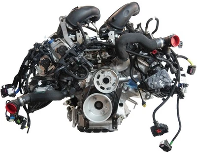 Engine for BMW XM G09 4.4 V8 S68B44A XB1161T0 S68 11005A6F129 31 miles - Image 1 of 4