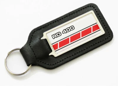 RD 400 White With Red Speed Blocks Leather Keyring Key Fob for Yamaha RD400 NOS - Image 1 of 2