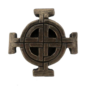IRISH Celtic Round Cross Clonmacnois Made in Ireland by The Wild Goose Studio - Picture 1 of 2