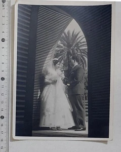37396 0306 Foto d'epoca - Coppia di sposi - anni 50 - Picture 1 of 4
